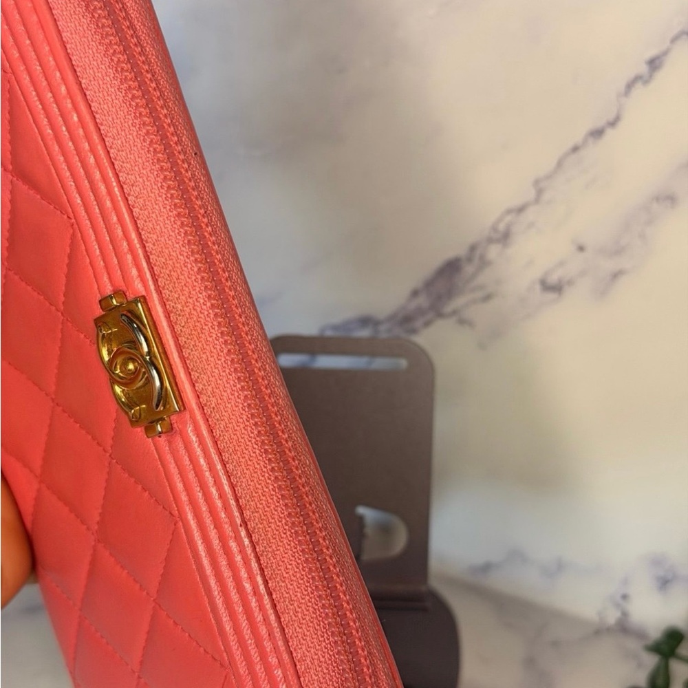 Chanel Pink Quilted Wallet on Chain - Picture 7 of 11